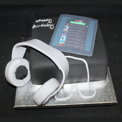 Headphones & Ipad