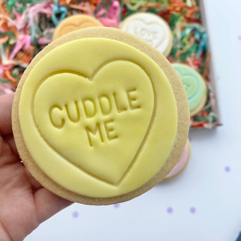 Cuddle Me*